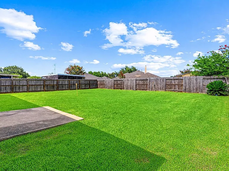 13515 Gospel Way — Photo 26