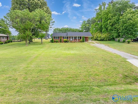 4th image of 523 Bluff Rd