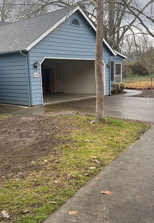 2nd image of 106 Bramblewood Ct