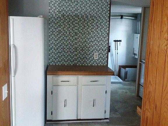 4th image of 5187 Rhine Dr