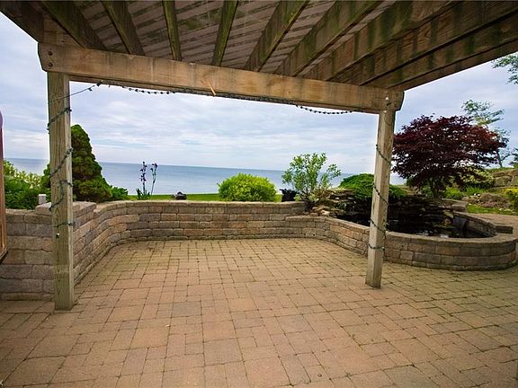 5th image of 37899 Lake Shore Blvd