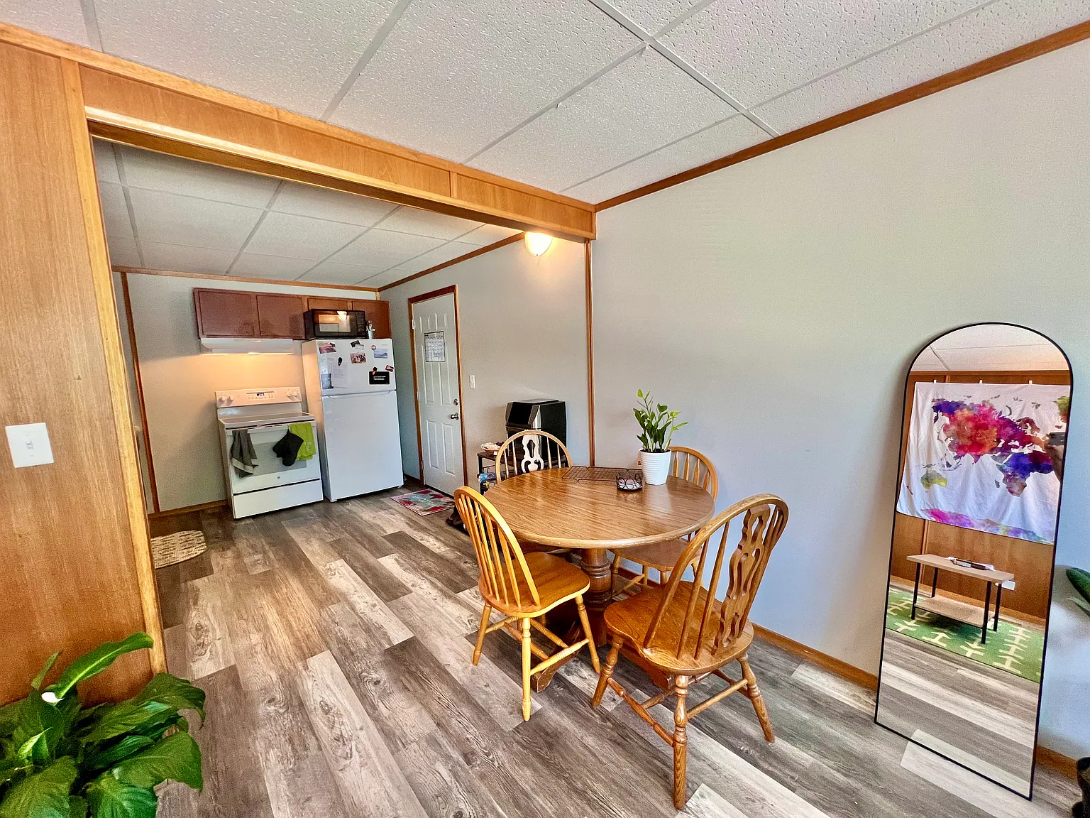 2 bed, $1,250 — Photo 4