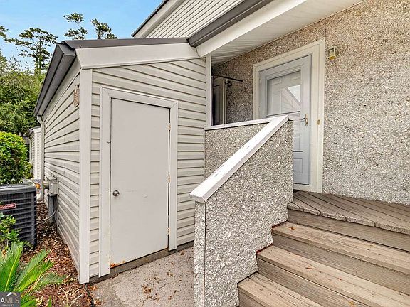 4th image of 1000 Sea Island Rd #28