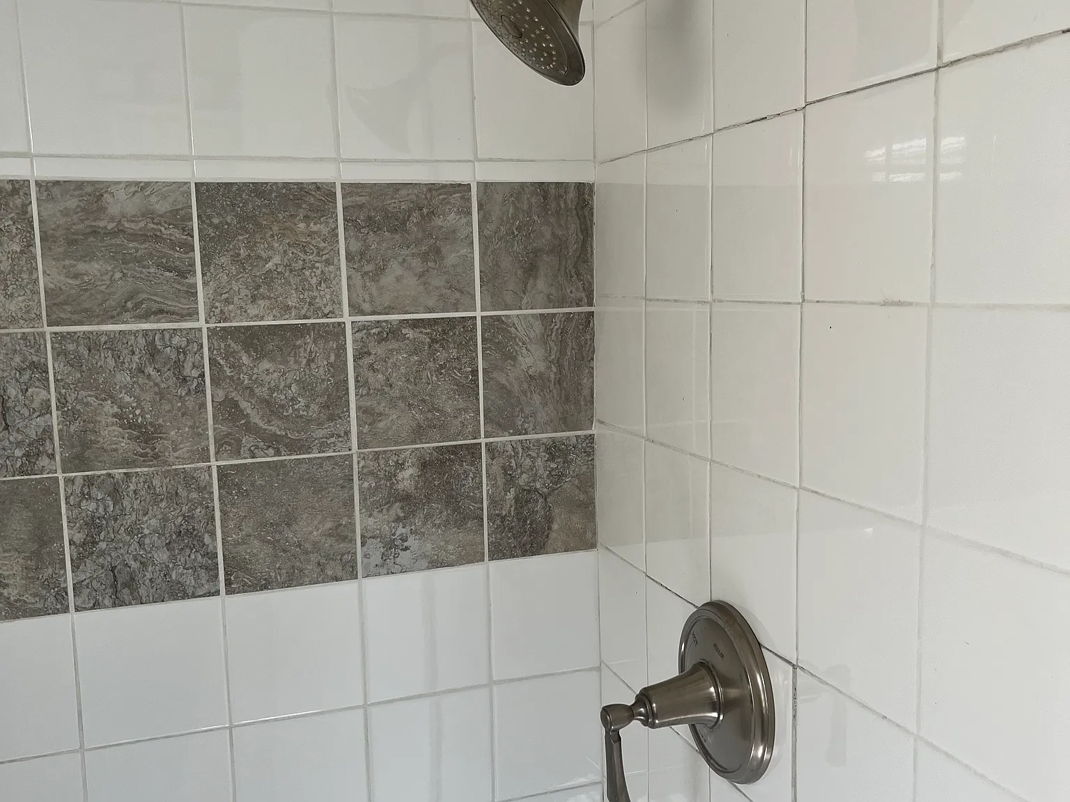 2 bed, $1,049 — Photo 4