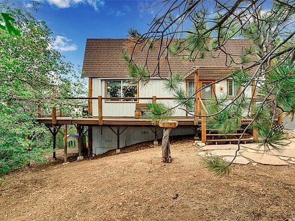 3rd image of 1300 Flintridge Ave