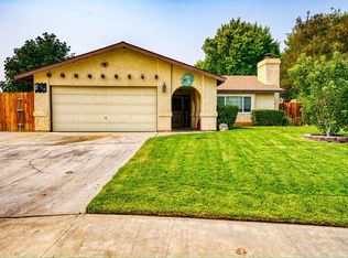 119 N Gwen Dr, Ridgecrest, CA 93555