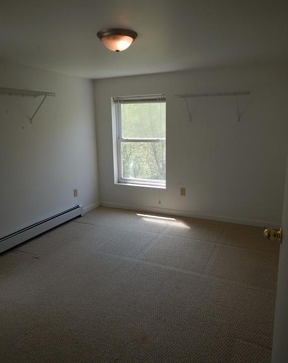 Bedroom 03