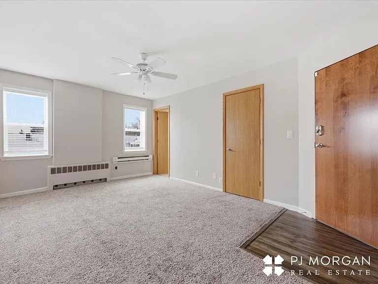 Lyndale Apartments — Photo 19
