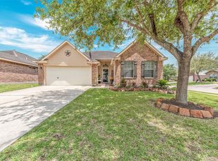 2122 Shadow Creek Dr, Deer Park, TX 77536