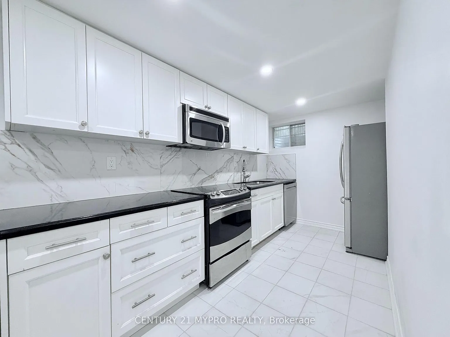2 bed, $2,250 — Photo 2