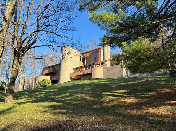 173 Alpine Heights Rd, Champion, PA 15622