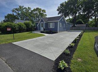 4417 John St, Niagara Falls, NY 14305