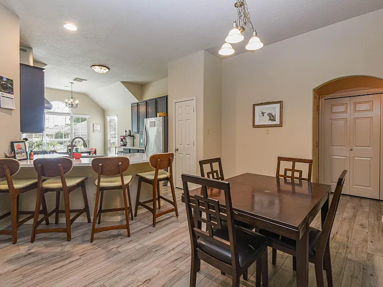 203 Summer Pine Ct — Photo 7