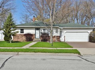 1802 14th Ave, Green Bay, WI 54304