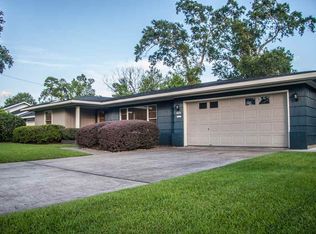 5655 Hooks Ave, Beaumont, TX 77706