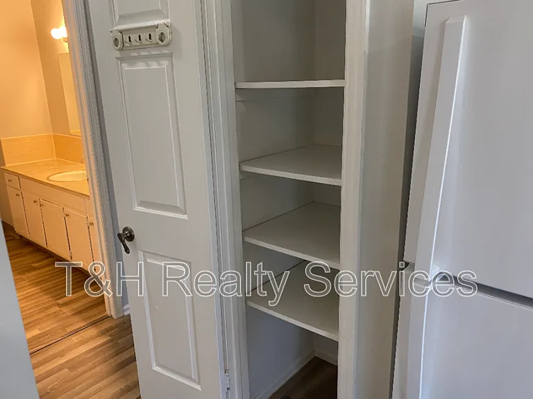 857 Indigo Way — Photo 24