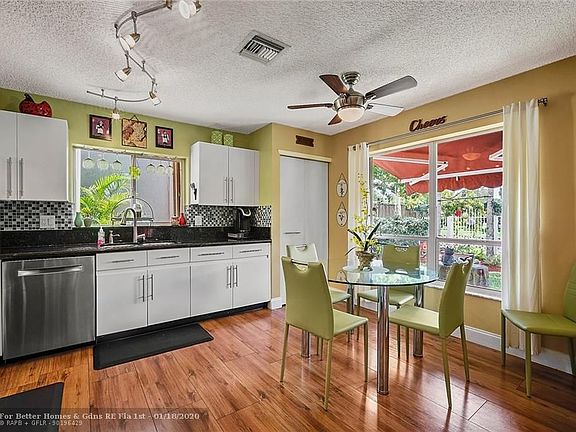 4th image of 10840 NW 10th St