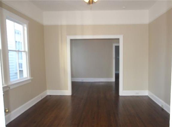 2nd image of 919 Dublin St