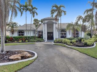 5225 NW 98th Ln, Coral Springs, FL 33076