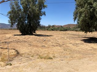71 Herbert St, Lake Elsinore, CA 92530
