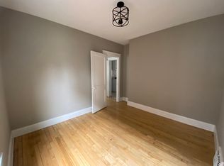 1566 Ridgewood Ave, Lakewood, OH