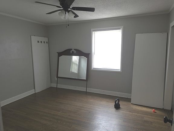 4th image of 4160 Dunn Rd