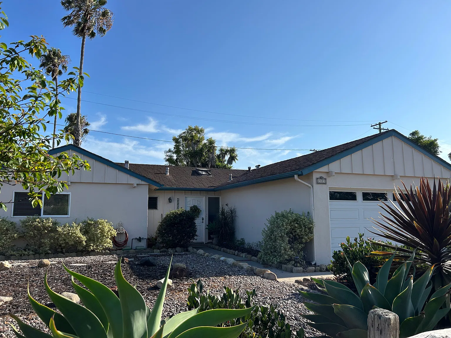 3 bed, 1.5 bath, 1445 sqft, $6,500 — Photo 2