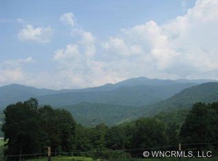 L-3 Wildwood Dr, Burnsville, NC 28714