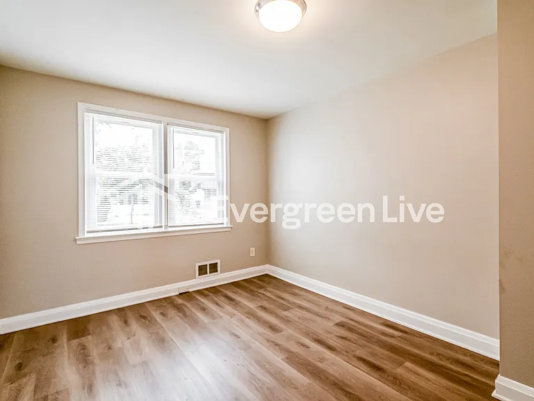 8654 Black Oak Rd — Photo 12