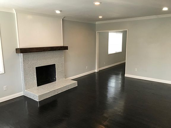 3rd image of 635 Sierra Meadows Dr