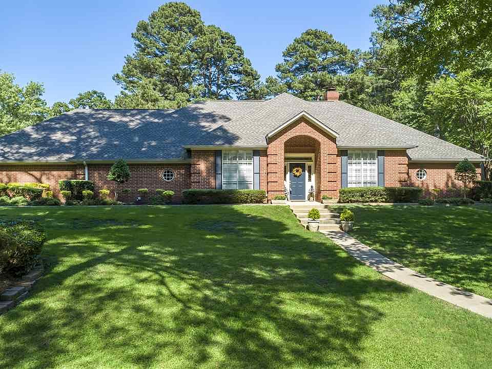 1st image of 24 Tallwood Ln