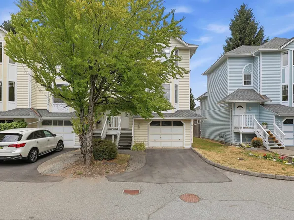 15550 89th Ave #20, Surrey, BC V3R 1N2