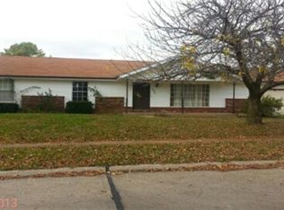 2803 Freemantle Dr, Florissant, MO