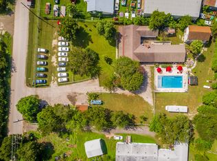 8570 Kekaha Rd, Kekaha, HI 96752