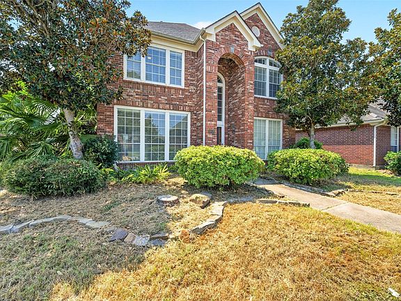 2nd image of 10038 Katherine Ct