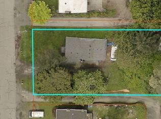 18304 3rd Ave NE, Seattle, WA 98155