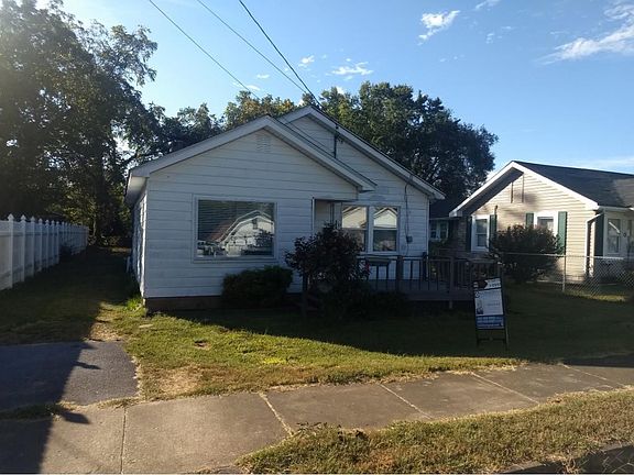 2nd image of 1636 G St