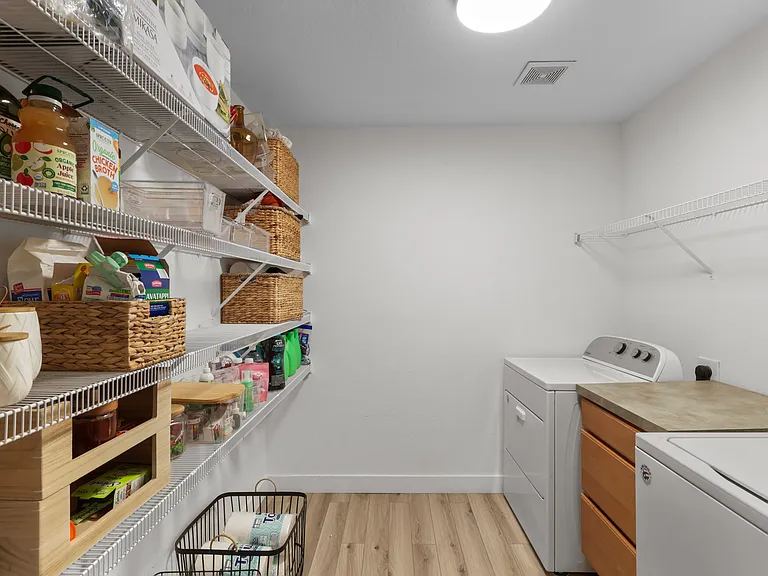 2031 Lake Trail Dr — Photo 16