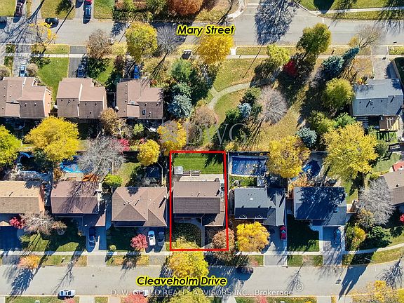 3rd image of 41 Cleaveholm Dr