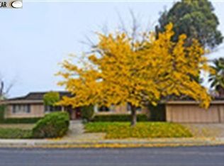 520 Dover Dr, Walnut Creek, CA 94598