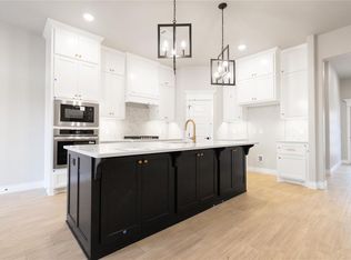 16012 Coneflower Dr, Edmond, OK 73013