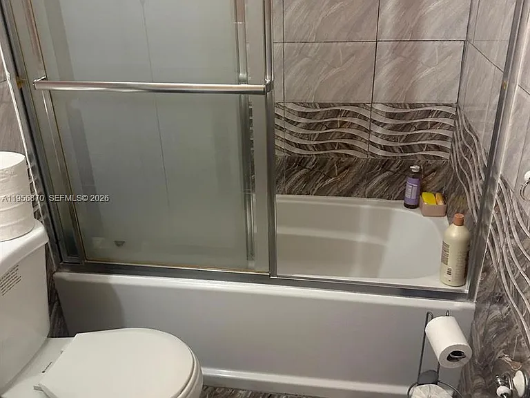 855 NE 209th St #203-34 — Photo 13