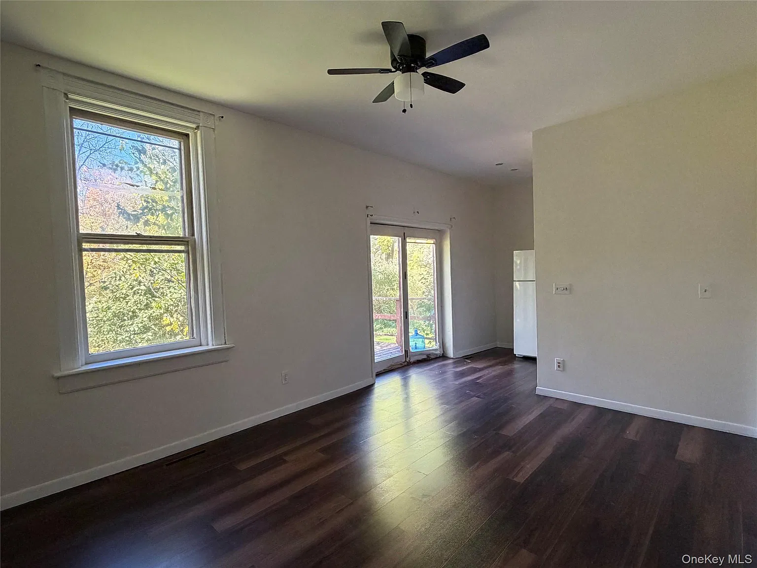 1 bed, 1.0 bath, 8400 sqft, $1,595 — Photo 3