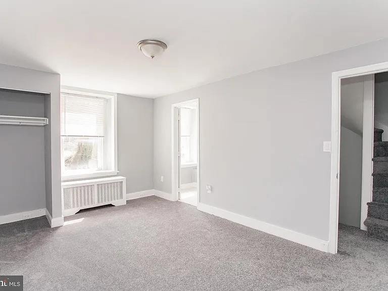 27 Osborn St #1 — Photo 1