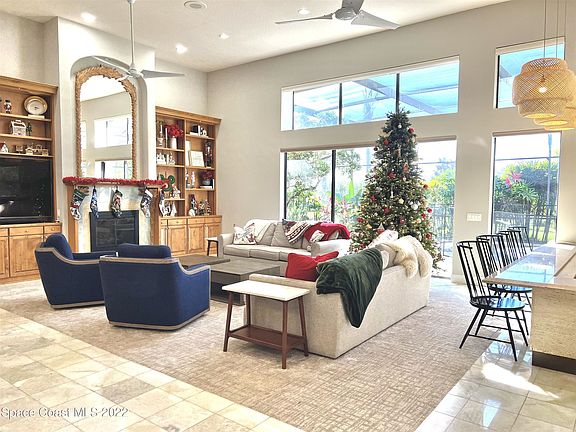 5th image of 568 Parkwood Way