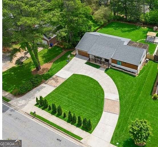 1st image of 4130 Lower Roswell Rd