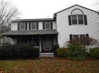 10 Weaver St, Wareham, MA 02571