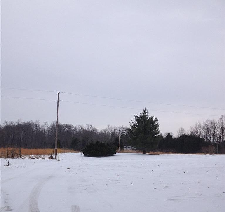 2nd image of 9452 S Big Springs Rd