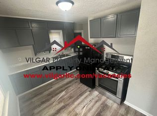 624 Hanley St, Gary, IN 46406