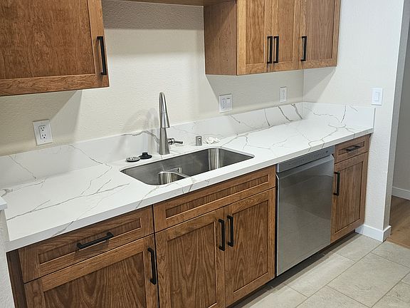 3rd image of 11511 Fury Ln Unit 32